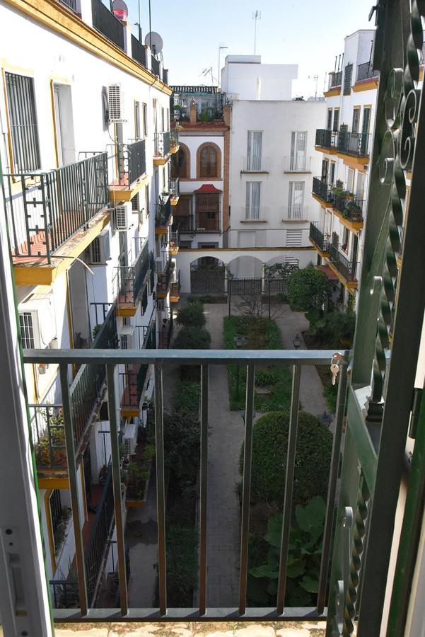 Room Martinez Seville Exterior photo